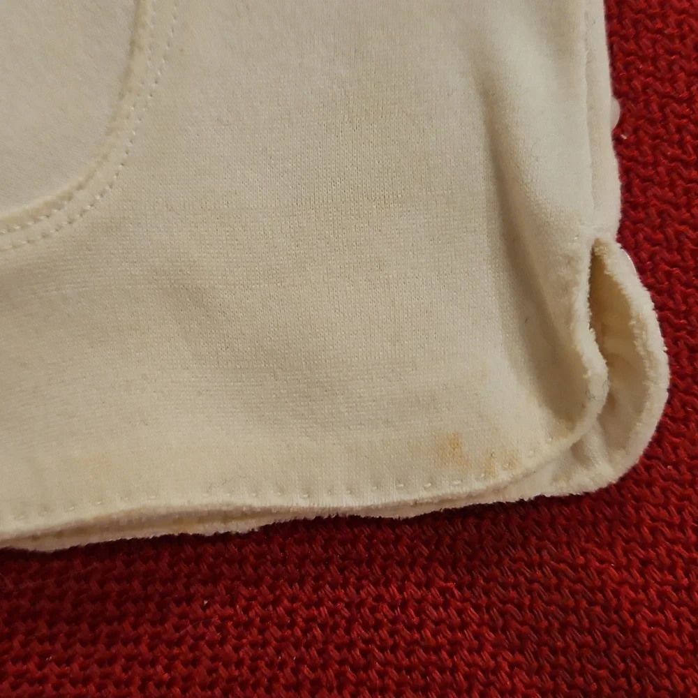 Vintage ivory cream finger gloves button beed embellished Wrist Detail Prom